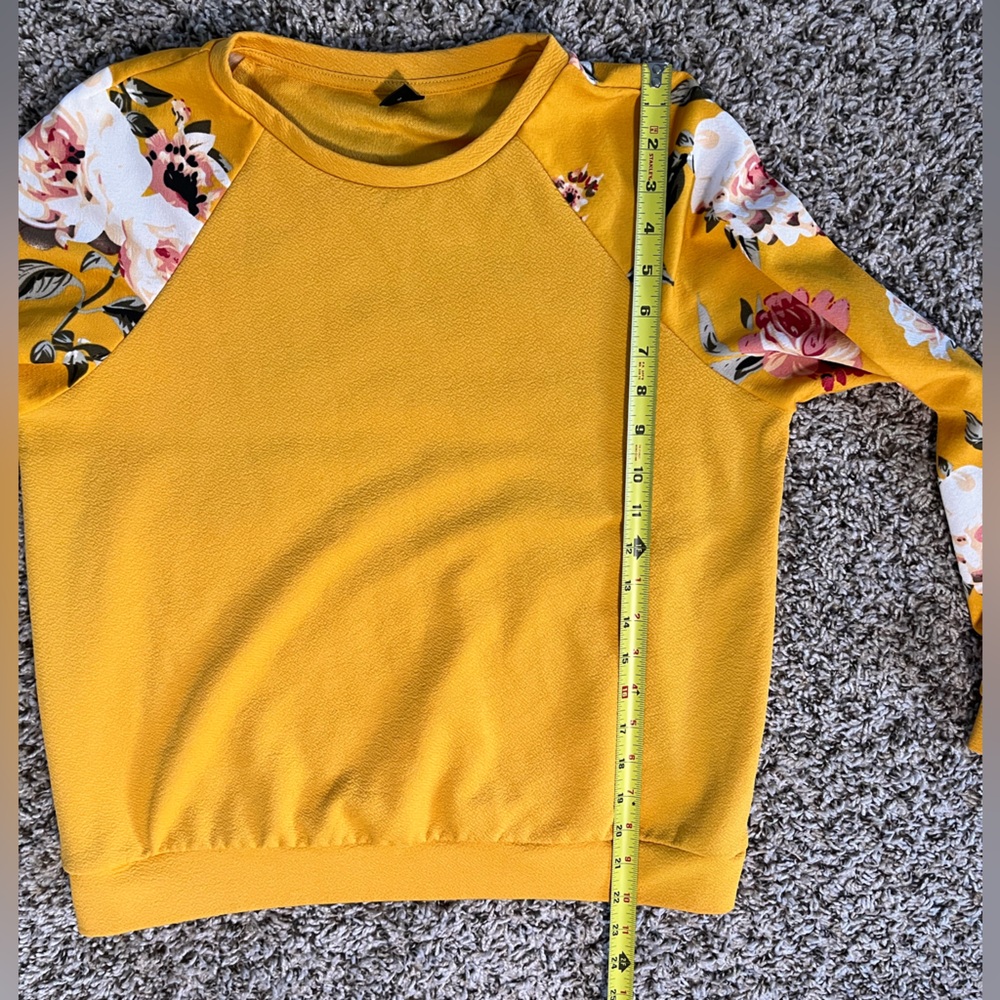 SHEIN Yellow Floral Long Sleeve Top – Bright & Stylish - Picture 5 of 6